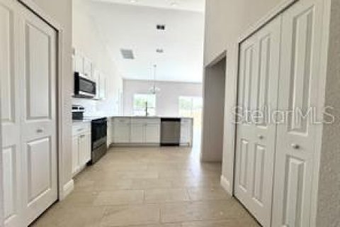 House in Orlando, Florida 3 bedrooms, 154.22 sq.m. № 1679328 - photo 6