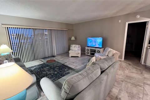 Condominio en alquiler en Tierra Verde, Florida, 2 dormitorios, 105.44 m2 № 215194 - foto 4