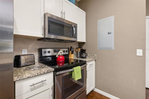 Adosado en venta en Kissimmee, Florida, 3 dormitorios, 122.54 m2 № 1551632 - foto 9