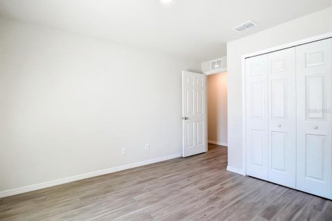 House in Ocala, Florida 4 bedrooms, 149.48 sq.m. № 2206315 - photo 25