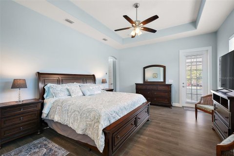 Casa en venta en Lady Lake, Florida, 5 dormitorios, 315.12 m2 № 1659906 - foto 24