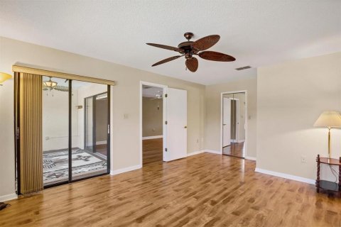 Condo in Lake Wales, Florida, 2 bedrooms  № 2377565 - photo 22