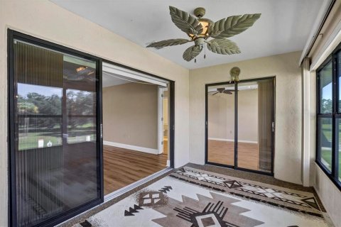 Condo in Lake Wales, Florida, 2 bedrooms  № 2377565 - photo 27