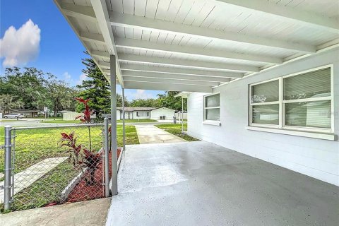 Casa en venta en Lakeland, Florida, 4 dormitorios, 136.19 m2 № 2386502 - foto 27