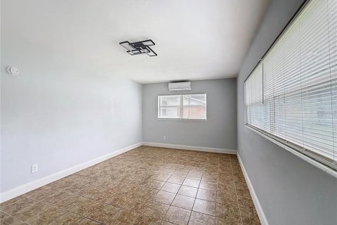 Casa en venta en Lakeland, Florida, 4 dormitorios, 136.19 m2 № 2386502 - foto 21
