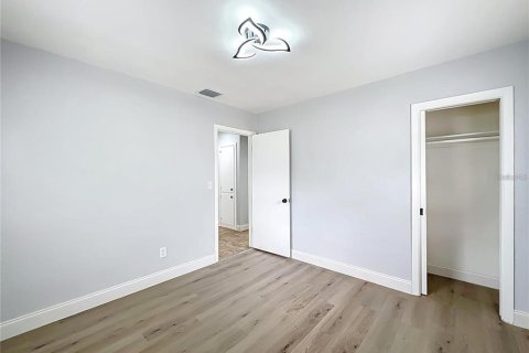 Casa en venta en Lakeland, Florida, 4 dormitorios, 136.19 m2 № 2386502 - foto 13