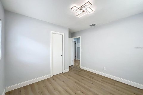 Casa en venta en Lakeland, Florida, 4 dormitorios, 136.19 m2 № 2386502 - foto 16
