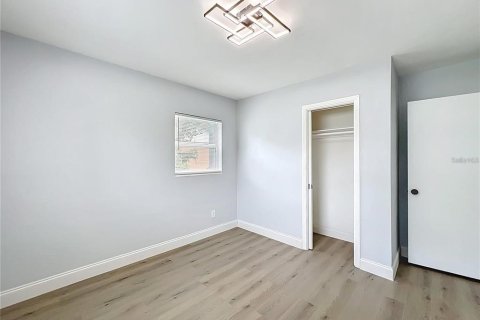 Casa en venta en Lakeland, Florida, 4 dormitorios, 136.19 m2 № 2386502 - foto 15