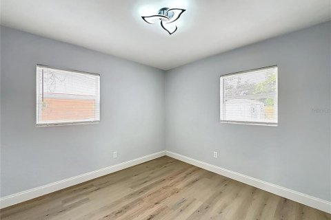 Casa en venta en Lakeland, Florida, 4 dormitorios, 136.19 m2 № 2386502 - foto 11