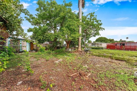 House in Margate, Florida 3 bedrooms, 84.91 sq.m. № 1783762 - photo 29
