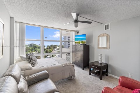 Copropriété à vendre à Fort Lauderdale, Floride: 2 chambres, 102.19 m2 № 1930145 - photo 27