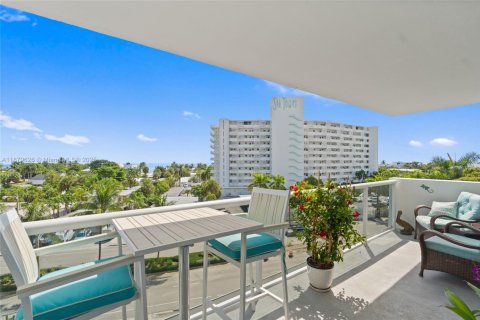 Copropriété à vendre à Fort Lauderdale, Floride: 2 chambres, 102.19 m2 № 1930145 - photo 5