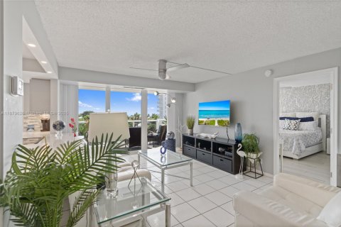 Copropriété à vendre à Fort Lauderdale, Floride: 2 chambres, 102.19 m2 № 1930145 - photo 17