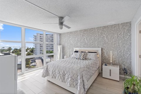 Copropriété à vendre à Fort Lauderdale, Floride: 2 chambres, 102.19 m2 № 1930145 - photo 18