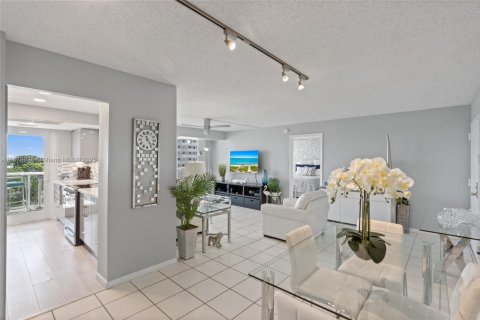 Copropriété à vendre à Fort Lauderdale, Floride: 2 chambres, 102.19 m2 № 1930145 - photo 16