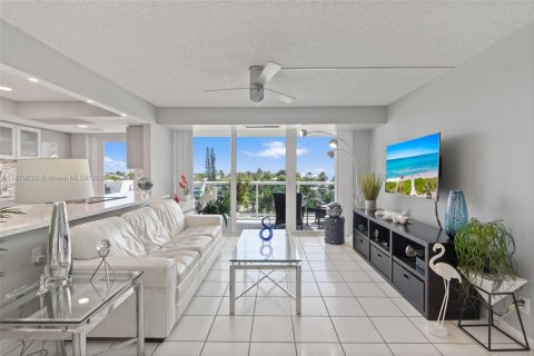 Copropriété à vendre à Fort Lauderdale, Floride: 2 chambres, 102.19 m2 № 1930145 - photo 7