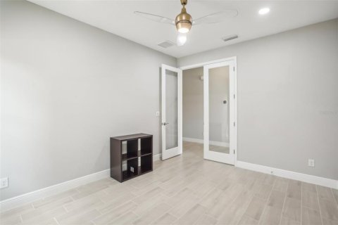 House in Riverview, Florida 4 bedrooms, 299.05 sq.m. № 2141943 - photo 28