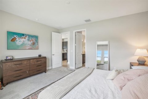 House in Riverview, Florida 4 bedrooms, 299.05 sq.m. № 2141943 - photo 17