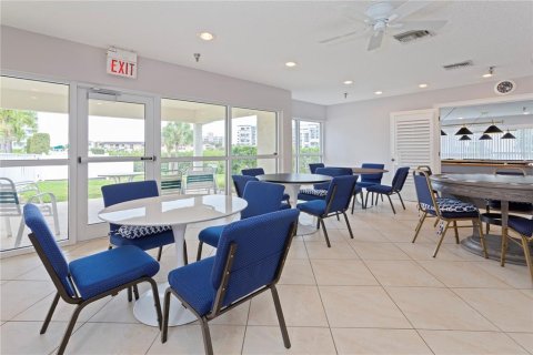 Copropriété à vendre à South Pasadena, Floride: 3 chambres, 120.77 m2 № 2139082 - photo 11