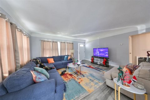 Villa ou maison à vendre à Gulfport, Floride: 3 chambres, 94.2 m2 № 2135381 - photo 7
