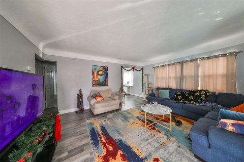 Villa ou maison à vendre à Gulfport, Floride: 3 chambres, 94.2 m2 № 2135381 - photo 5