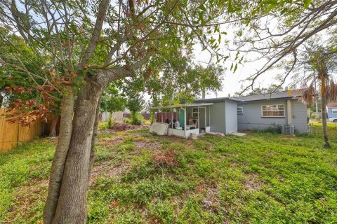 Villa ou maison à vendre à Gulfport, Floride: 3 chambres, 94.2 m2 № 2135381 - photo 21