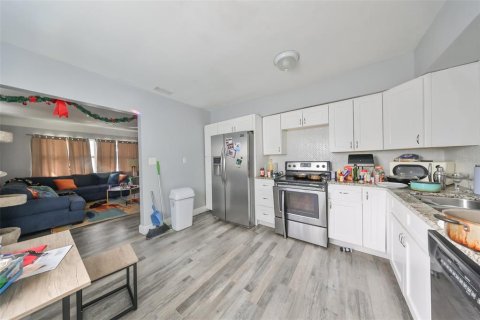 Villa ou maison à vendre à Gulfport, Floride: 3 chambres, 94.2 m2 № 2135381 - photo 10