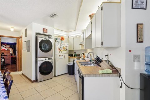 Propiedad comercial en venta en Kissimmee, Florida, 5 dormitorios, 233.37 m2 № 1608721 - foto 11
