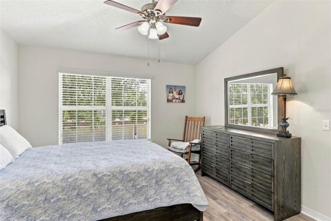 Townhouse in Tampa, Florida 2 bedrooms, 117.43 sq.m. № 2372814 - photo 9