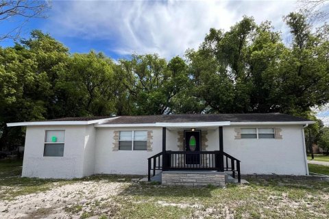 Casa en venta en Tampa, Florida, 3 dormitorios, 100.89 m2 № 1777845 - foto 1