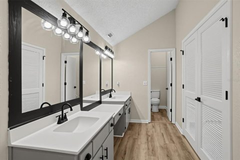 Villa ou maison à vendre à Longwood, Floride: 4 chambres, 270.81 m2 № 2350276 - photo 21
