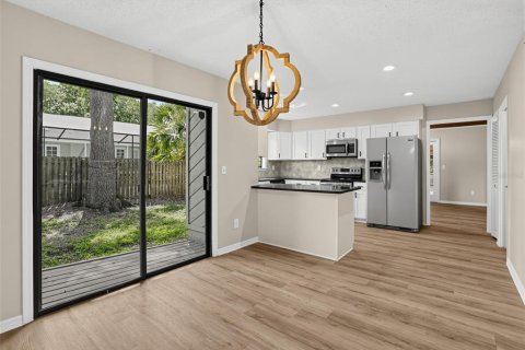 Villa ou maison à vendre à Longwood, Floride: 4 chambres, 270.81 m2 № 2350276 - photo 6