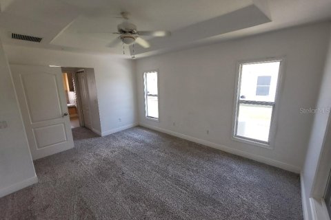 House in North Port, Florida 3 bedrooms, 183.02 sq.m. № 1749402 - photo 15