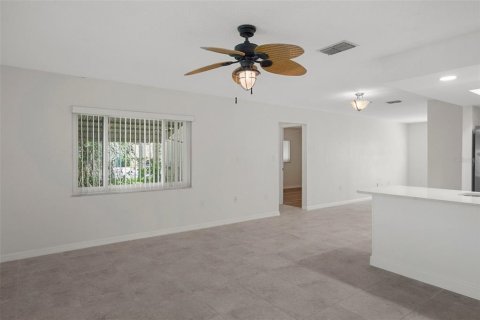 House in Hernando Beach, Florida 2 bedrooms, 116.5 sq.m. № 1719404 - photo 26