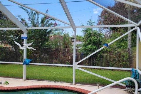 House in Port St. Lucie, Florida 3 bedrooms, 141.4 sq.m. № 2184776 - photo 4