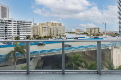 Copropriété à vendre à Hollywood, Floride: 3 chambres, 125.6 m2 № 1984786 - photo 21