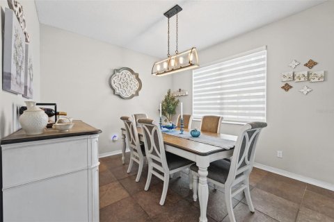 Casa en venta en Orlando, Florida, 5 dormitorios, 327.39 m2 № 2420546 - foto 9