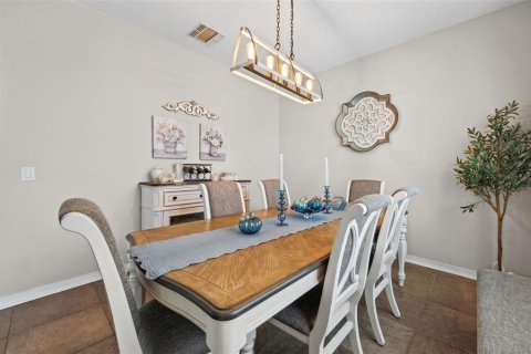 Casa en venta en Orlando, Florida, 5 dormitorios, 327.39 m2 № 2420546 - foto 8