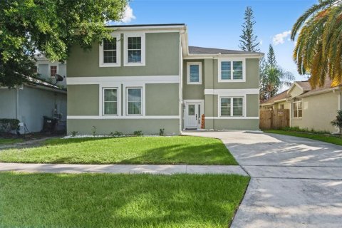 Casa en Orlando, Florida 5 dormitorios, 327.39 m2 № 2420546