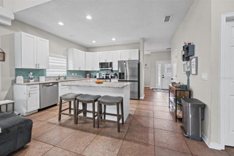 Casa en venta en Orlando, Florida, 5 dormitorios, 327.39 m2 № 2420546 - foto 13