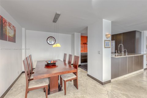 Купить кондоминиум в Холливуд, Флорида 2 спальни, 144.28м2, № 2016694 - фото 25