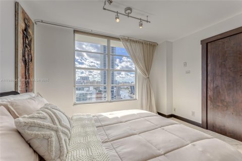 Купить кондоминиум в Холливуд, Флорида 2 спальни, 144.28м2, № 2016694 - фото 12