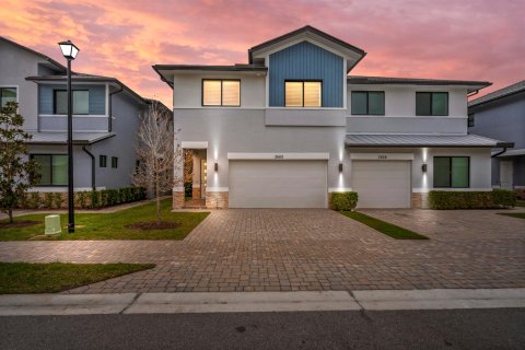 Adosado en Palm City, Florida 3 dormitorios, 173.36 m2 № 2085768