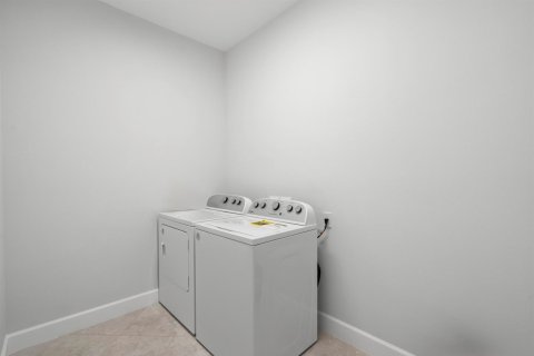 Adosado en venta en Palm City, Florida, 3 dormitorios, 173.36 m2 № 2085768 - foto 26