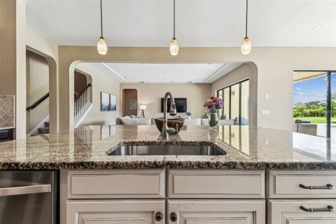 Casa en venta en Lutz, Florida, 5 dormitorios, 418.62 m2 № 1808124 - foto 22