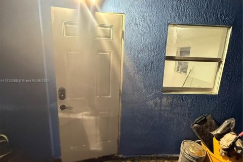 Купить виллу или дом в Майами, Флорида 5 спален, 235.04м2, № 1981666 - фото 26