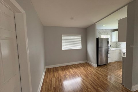 Casa en alquiler en Orlando, Florida, 3 dormitorios, 97.55 m2 № 2095813 - foto 9