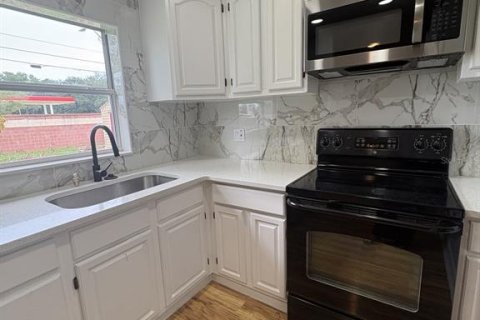 Casa en alquiler en Orlando, Florida, 3 dormitorios, 97.55 m2 № 2095813 - foto 5