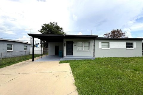 Casa en Orlando, Florida 3 dormitorios, 97.55 m2 № 2095813