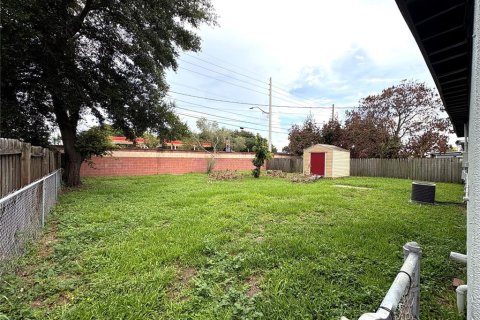 Casa en alquiler en Orlando, Florida, 3 dormitorios, 97.55 m2 № 2095813 - foto 3